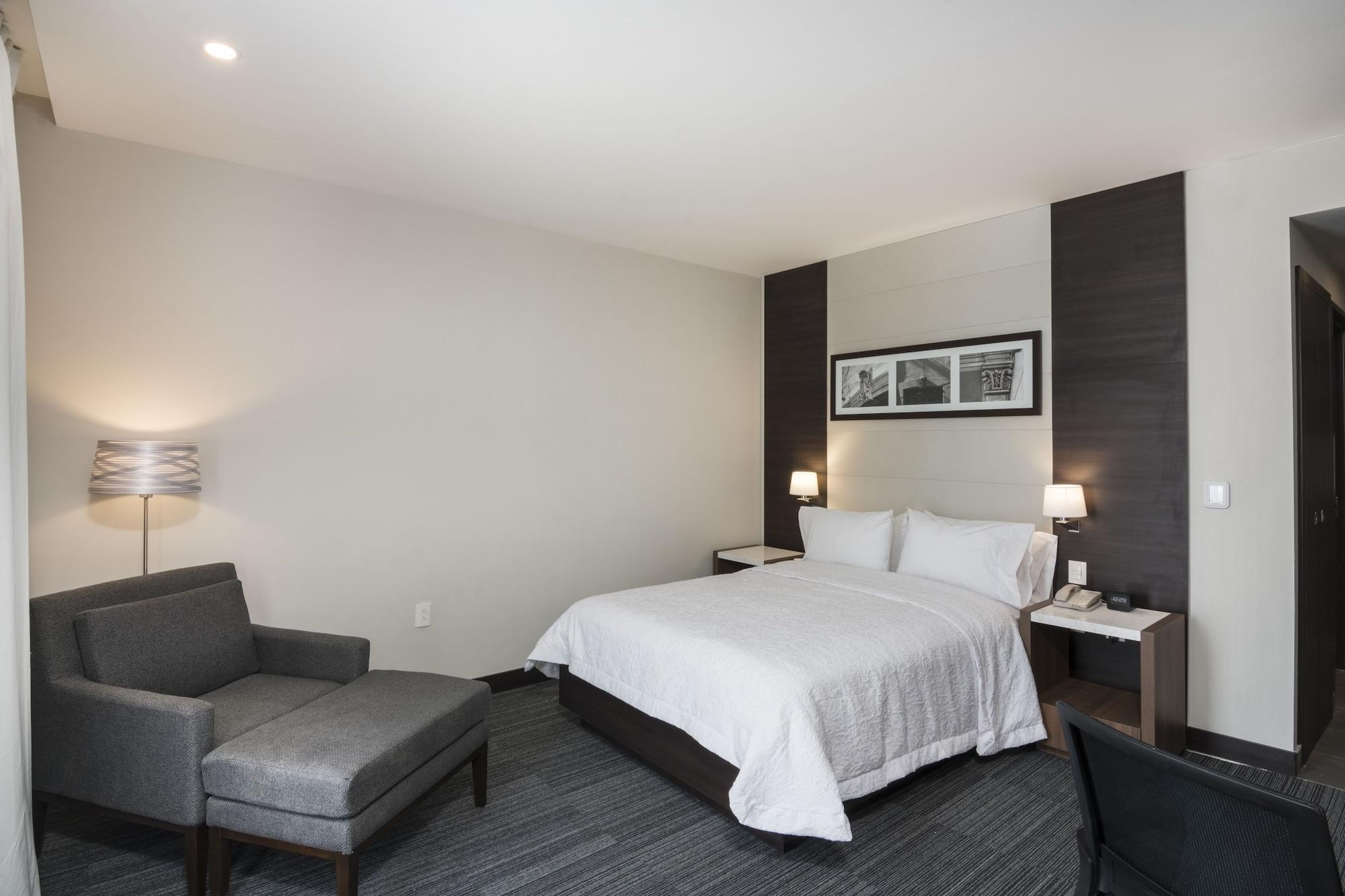 Hampton Inn And Suites San Luis Potosi Slp Buitenkant foto