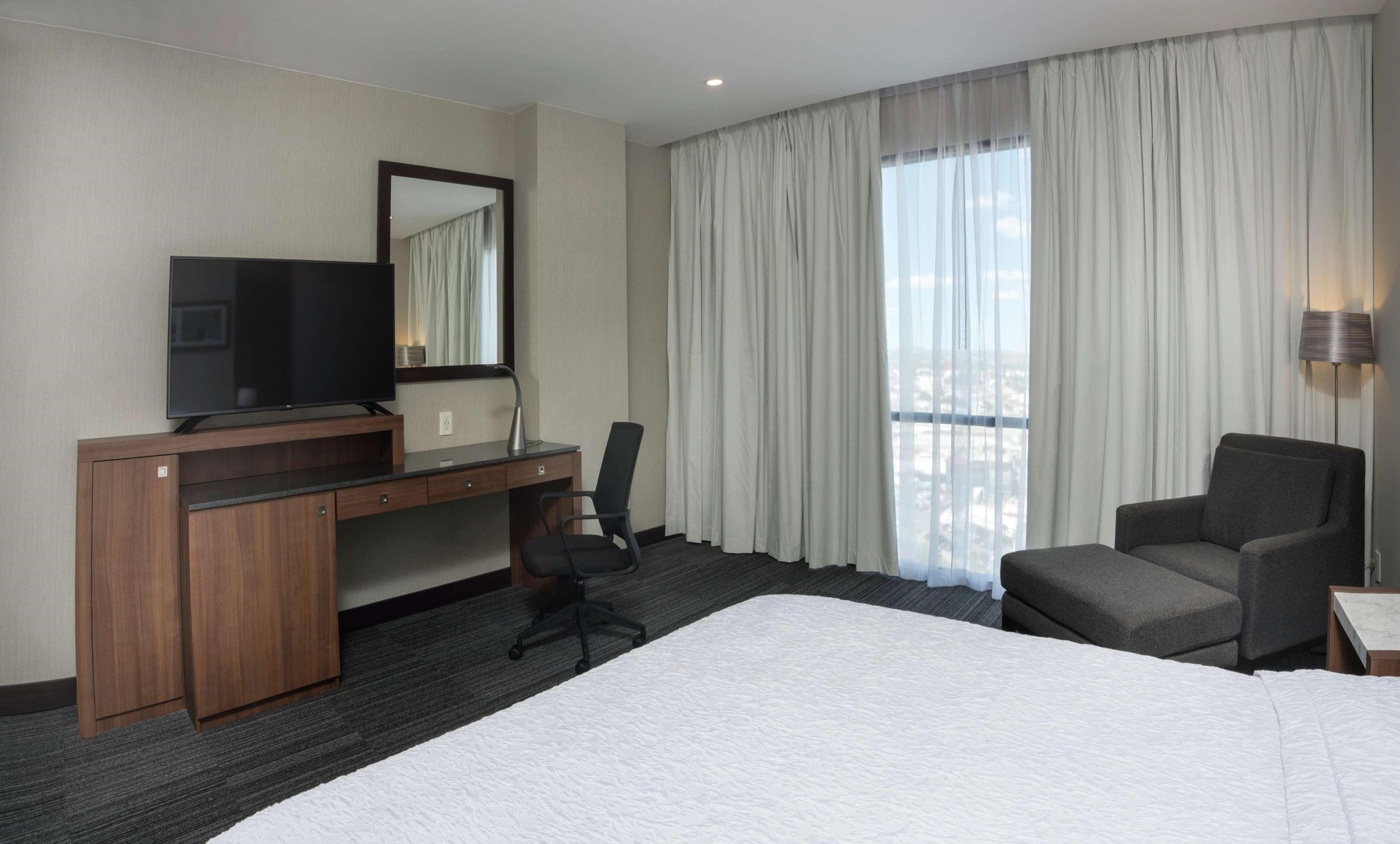 Hampton Inn And Suites San Luis Potosi Slp Buitenkant foto